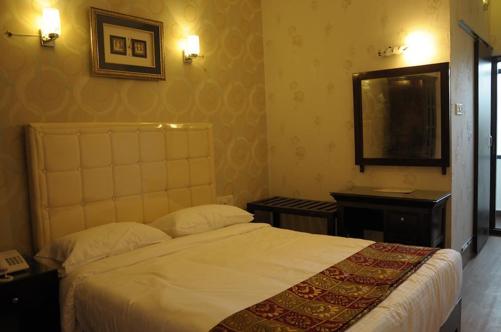 Hotel Executive Inn Vijayawāda Zewnętrze zdjęcie